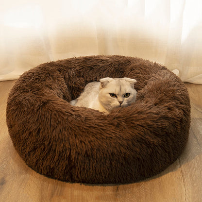 Kuschelbett in Donut Form aus Plüsch