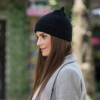 Elegante Schwarze Beanie-Mütze im Katzen-Look