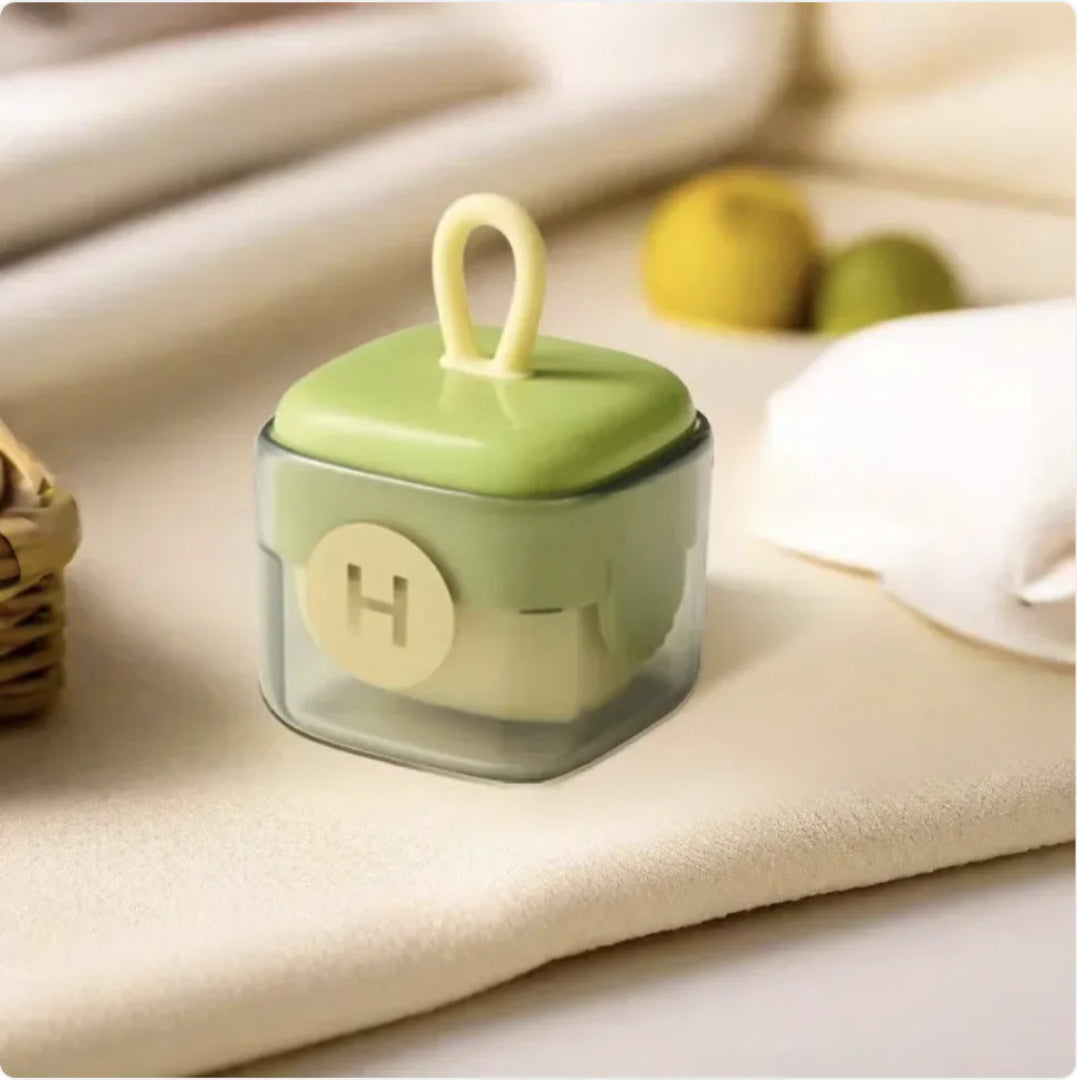 Tragbarer Kleider-Fussel- & Entgratungsroller